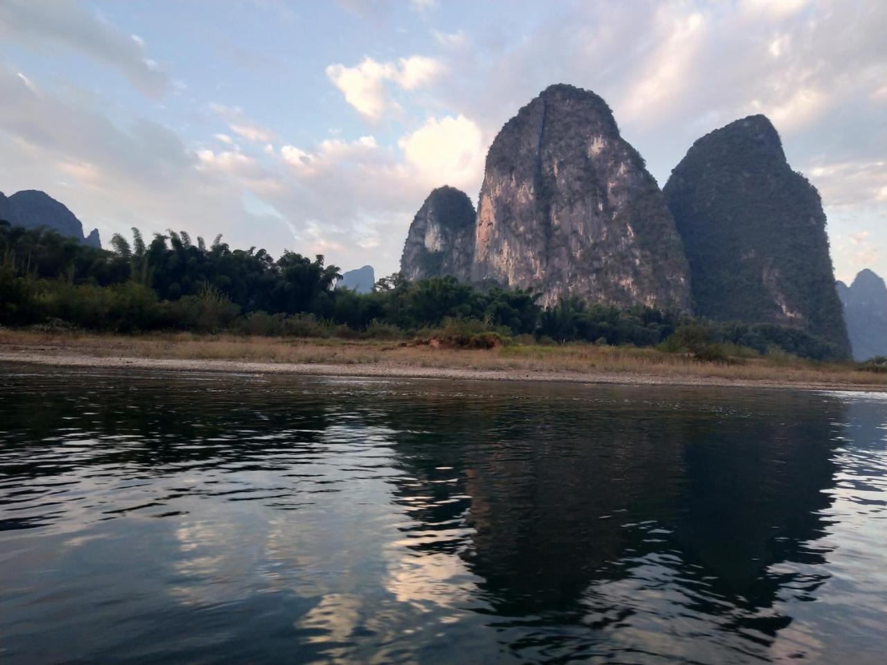 Nirvana Organic Farm Inn Yangshuo Eksteriør billede