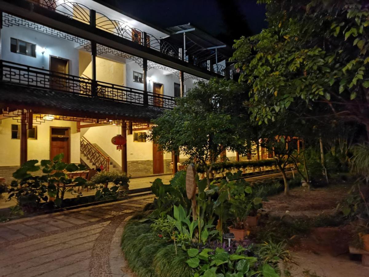 Nirvana Organic Farm Inn Yangshuo Eksteriør billede